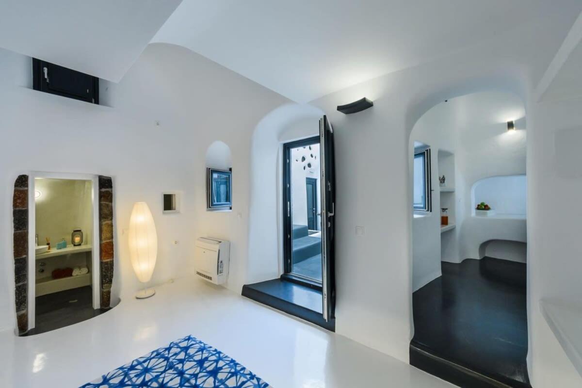 דירות סנטוריני Santorini Traditional Apt With Private Hot Tub מראה חיצוני תמונה