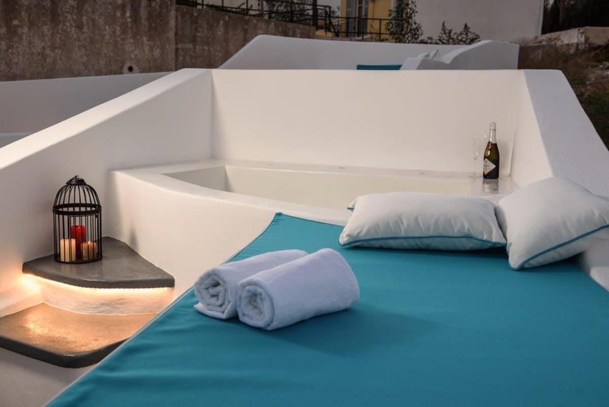 דירות סנטוריני Santorini Traditional Apt With Private Hot Tub מראה חיצוני תמונה